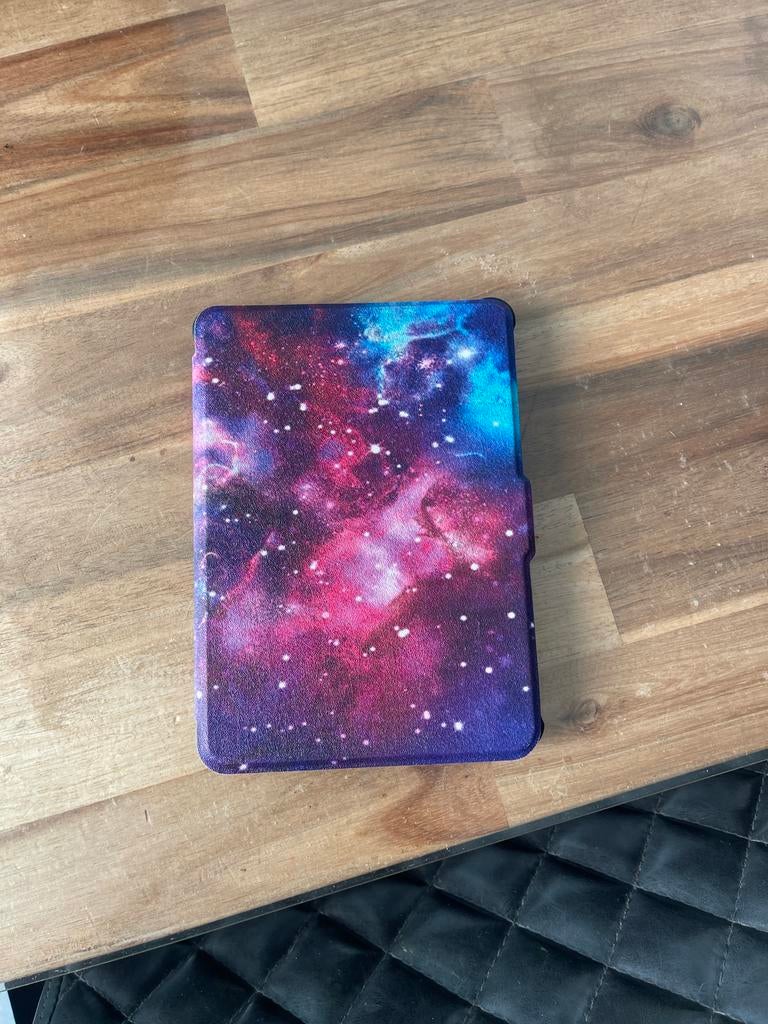 E-reader hoesje met galaxy print, Computers en Software, E-readers, Nieuw, 6 inch of minder, Ophalen of Verzenden