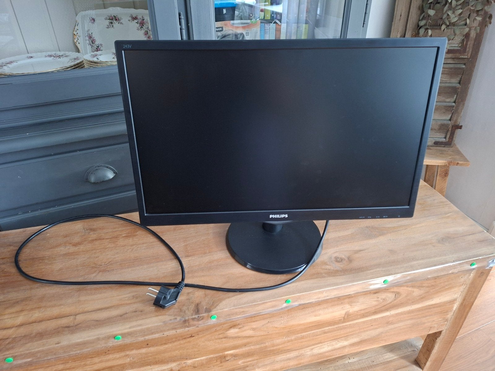 Philips 243V Monitor - Full HD LED Scherm, Computers en Software, Ophalen, Full HD, Zo goed als nieuw, 60 Hz of minder