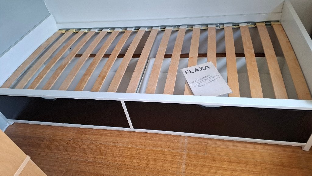 ikea bed 90x200 wit/laden zgan geen malm, maar beter: flaxa, Huis en Inrichting, Slaapkamer | Bedden, Ophalen, 90 cm, Eenpersoons