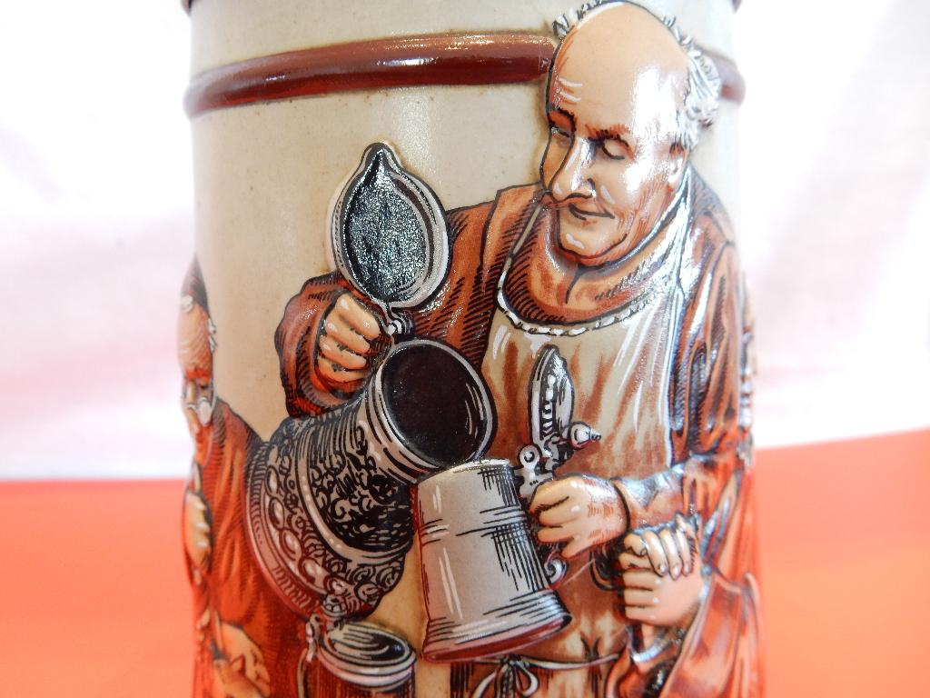 3D bierpul Ceramarte bierpul met monniken, Antiek en Kunst, Antiek | Keramiek en Aardewerk, Verzenden