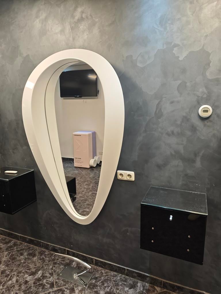 Witte spiegels kappers zaak + wandmeubel, Huis en Inrichting, Woonaccessoires | Spiegels, Ophalen, Zo goed als nieuw, Rechthoekig