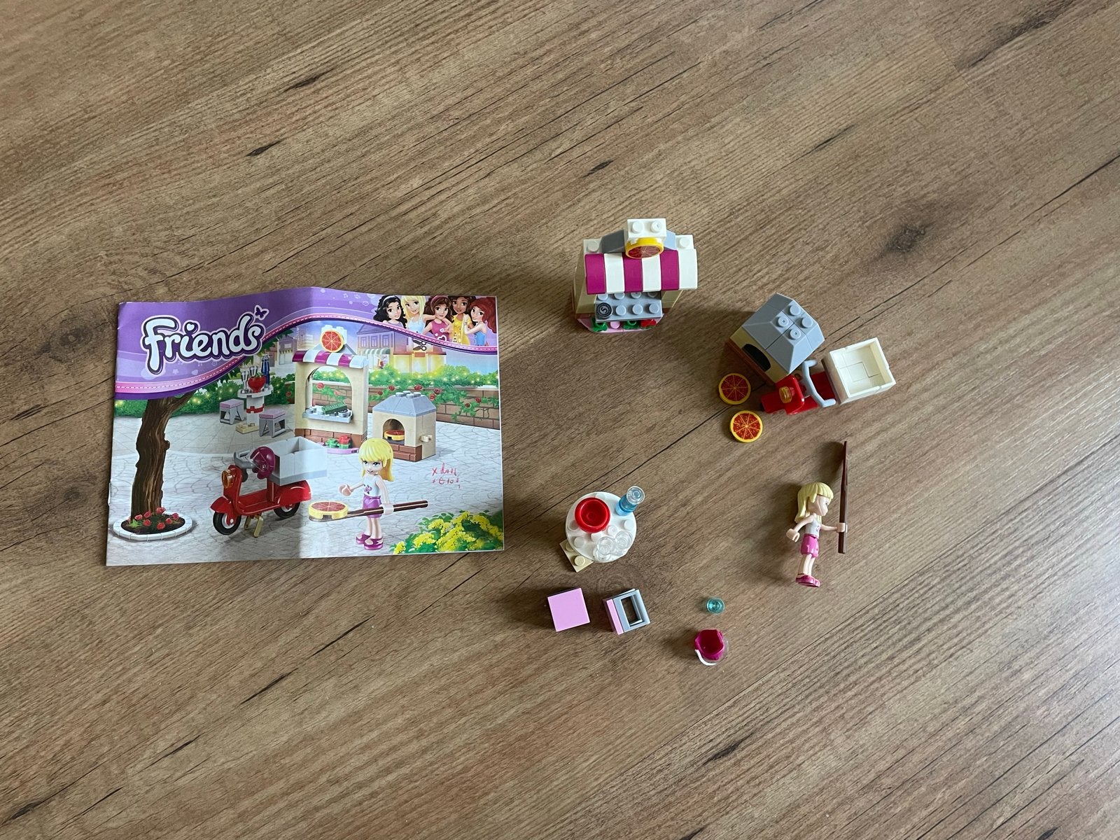 LEGO Friends 10535 set met minifiguur en accessoires, Ophalen of Verzenden, Gebruikt, Overige merken