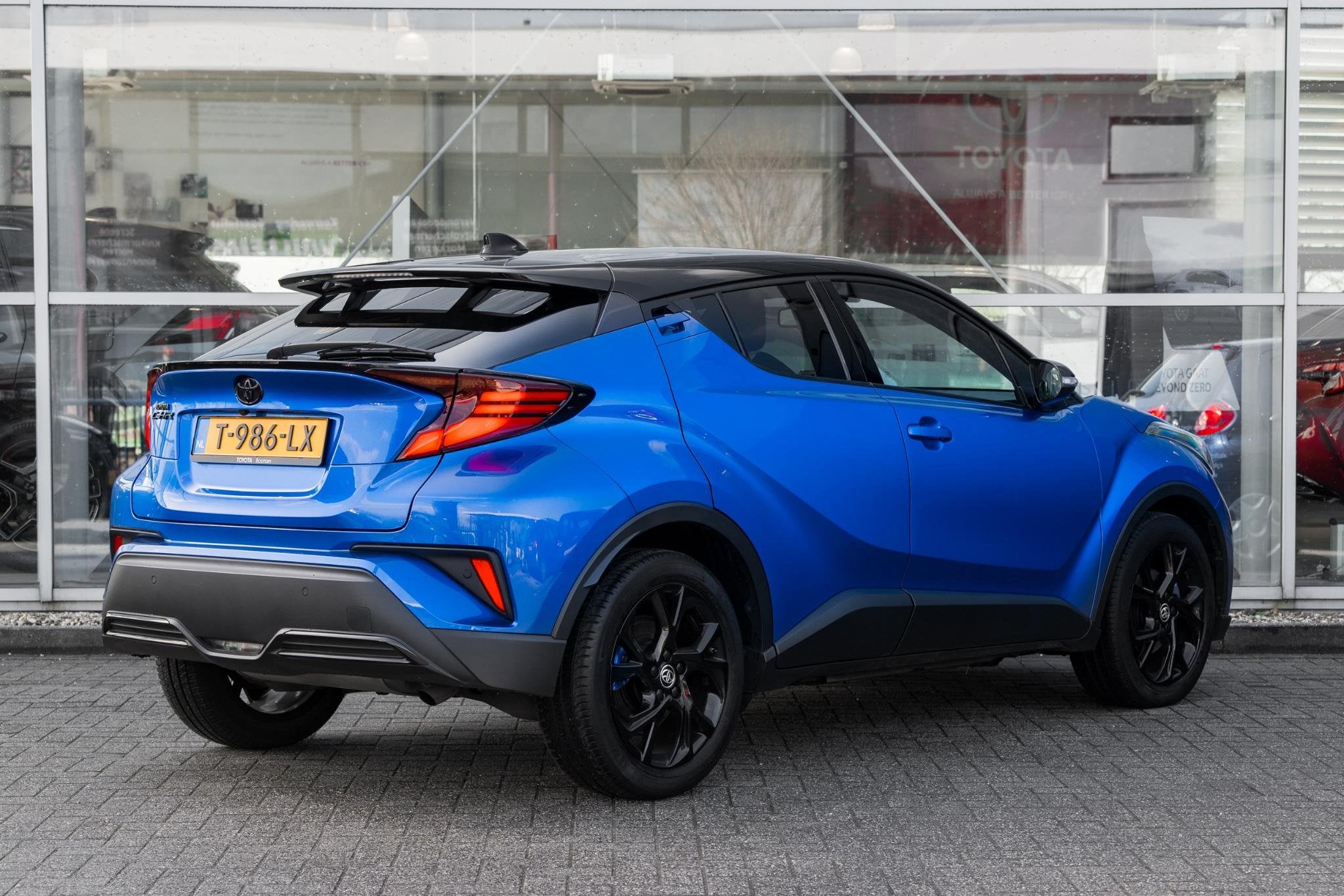 Toyota C-HR 2.0 Hybrid Style, Auto's, Stof, Euro 6, 4 cilinders, Automatische klimaatregeling
