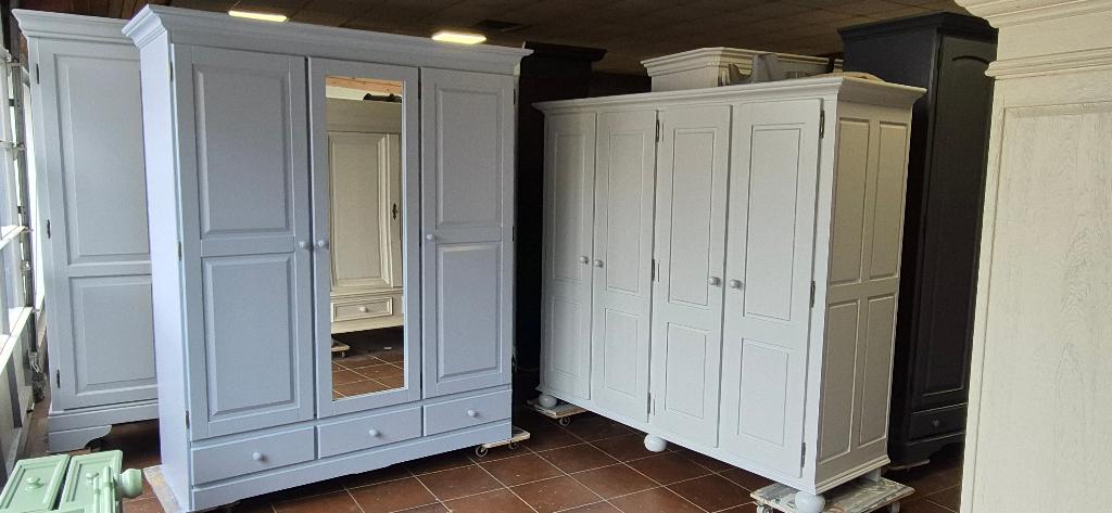 Kledingkasten, slaapkamerkasten, brocante garderobe kasten, Huis en Inrichting, Kasten | Kledingkasten, Ophalen, 200 cm of meer