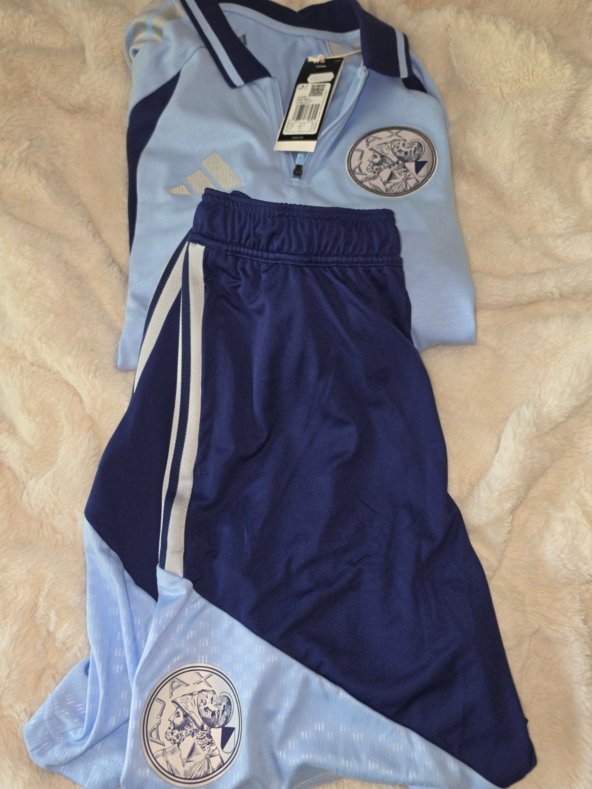Ajax trainingspak (polo en korte broek) - Maat M - Nieuw, Nieuw, Ophalen of Verzenden, Adidas, Voetbal