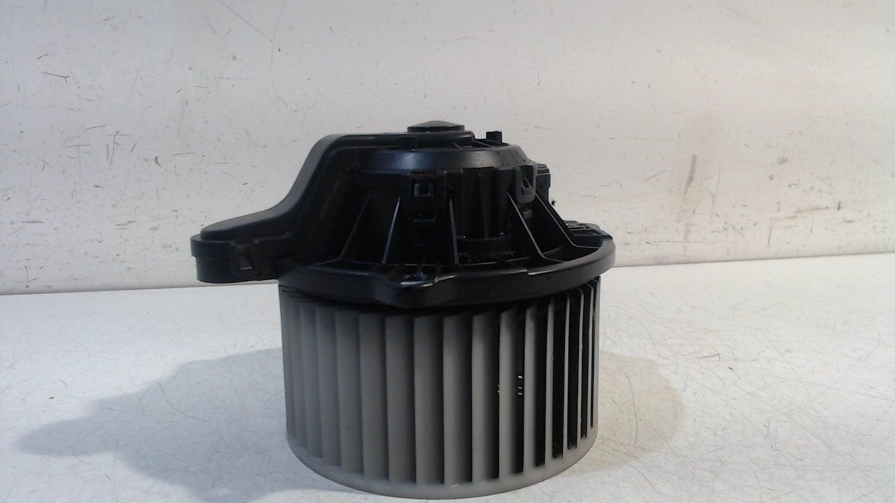 Kachel ventilator motor Kia Sportage, Onderdelen@venauto.nl, Van der Ven Autorecycling B.V., Ettenseweg 76, 4706 PB Roosendaal, The Netherlands