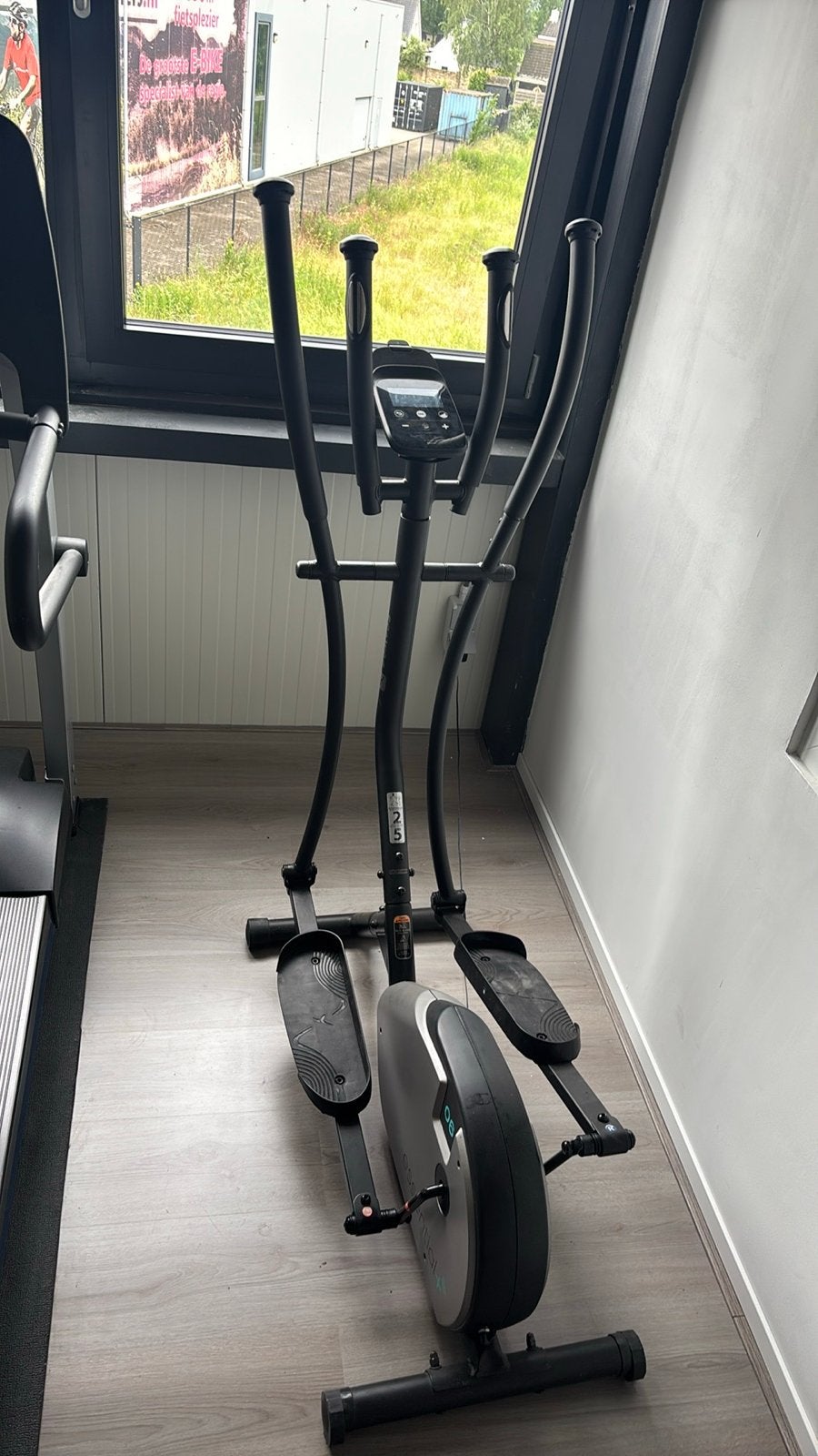 Domyos Essential 06 Crosstrainer - Zo goed als nieuw, Ophalen, Armen, Zo goed als nieuw, Crosstrainer