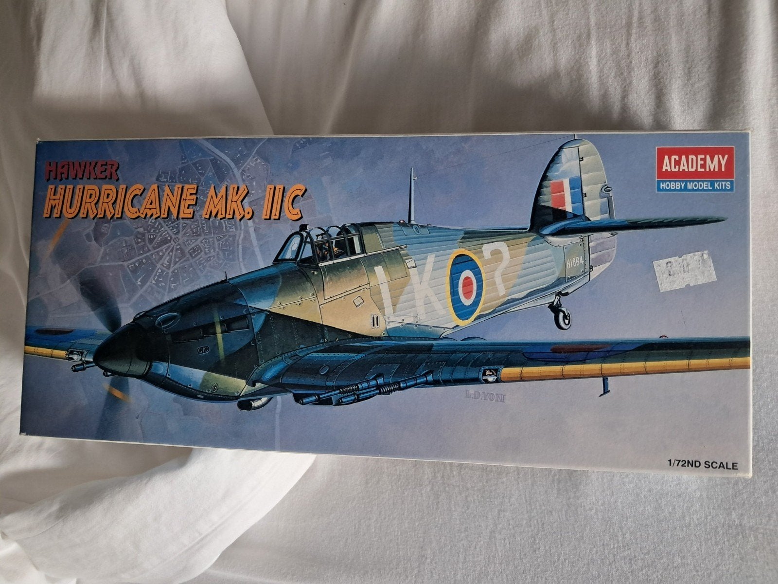 Hawker Hurricane MkIIc, 1/72 Academy, Ophalen of Verzenden, Nieuw, 1:72 tot 1:144, Overige merken