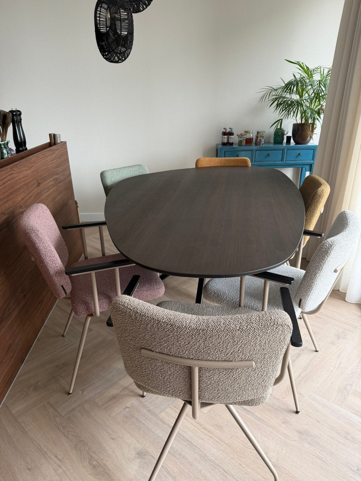 Gratis op te halen! Complete eethoek met Enzo Luca stoelen, Ophalen, Zo goed als nieuw