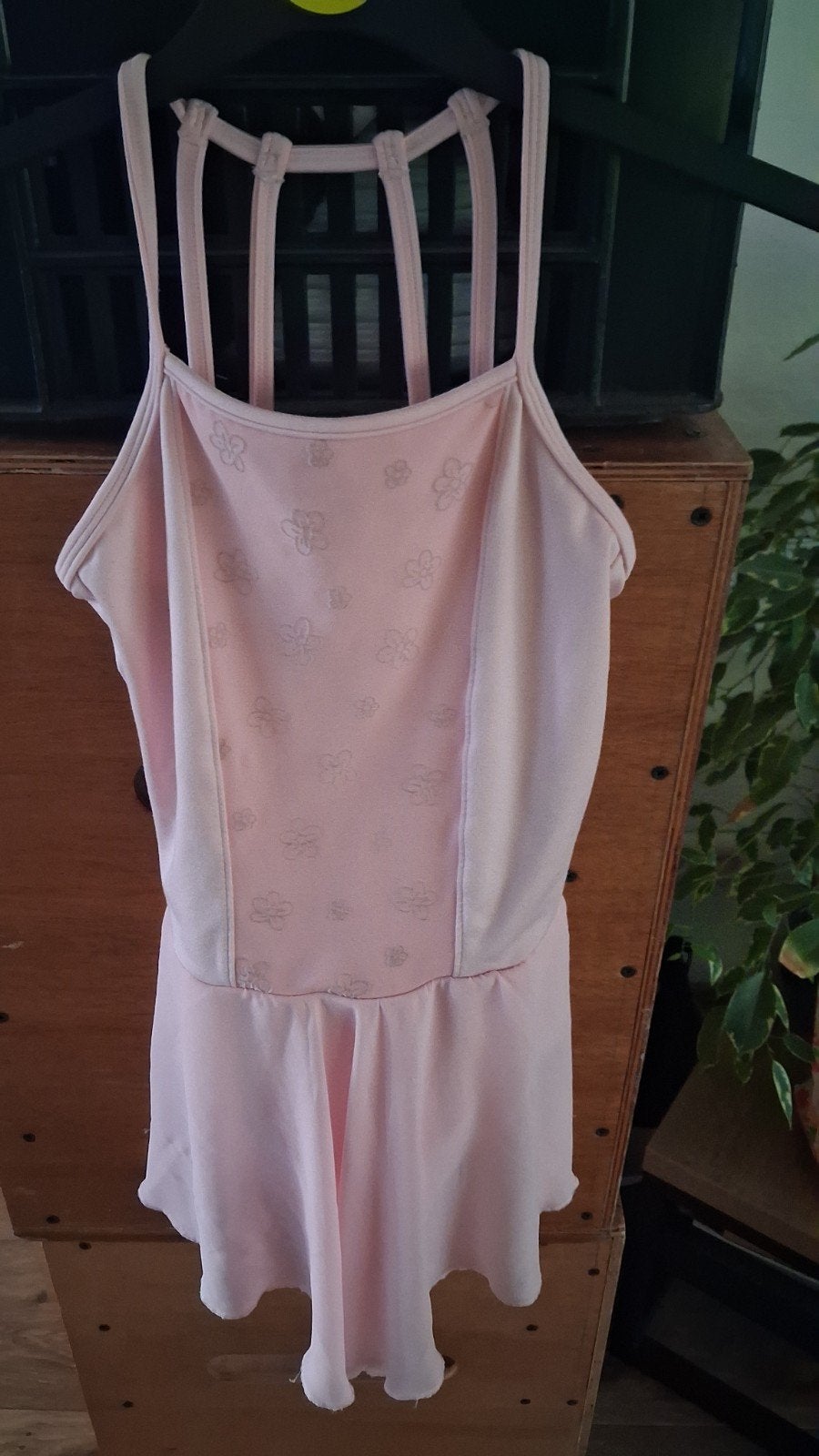 Roze turnpakje met bloemenpatroon, Ophalen of Verzenden, Roze, Maat 34 (XS) of kleiner, Boven de knie