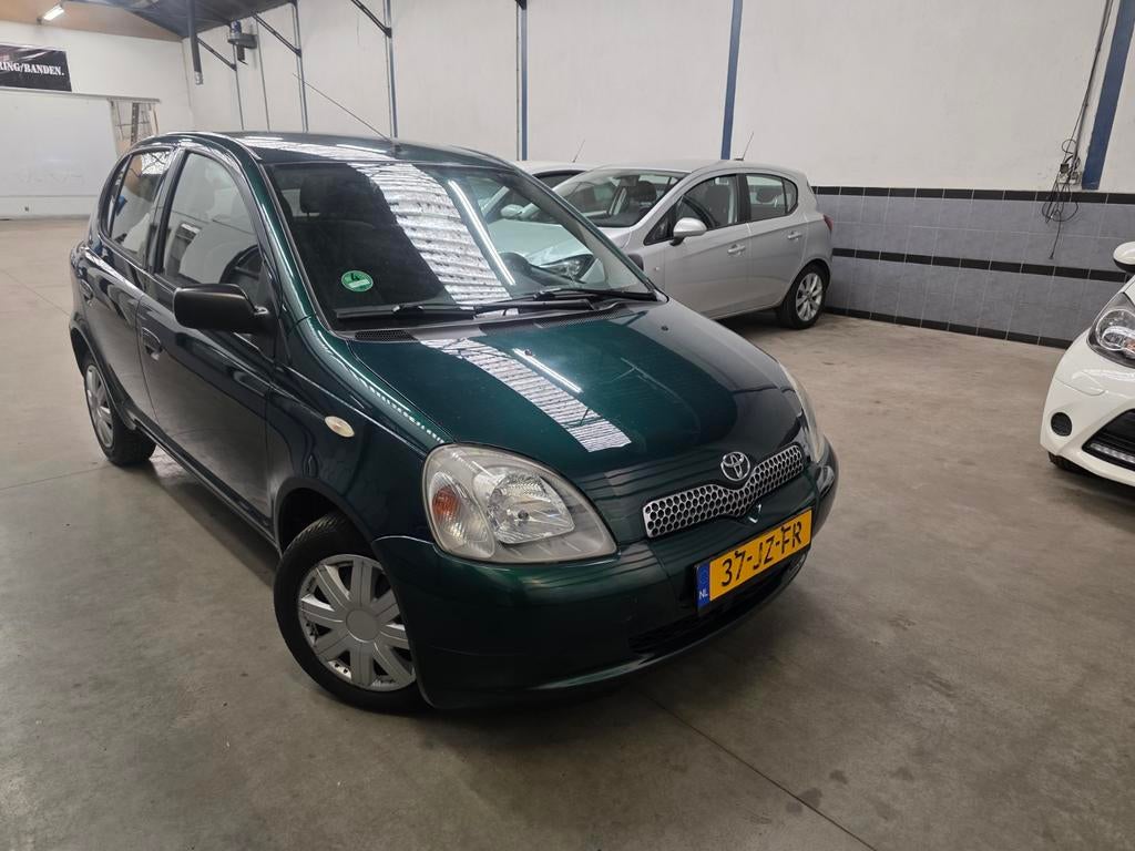 Toyota Yaris 1.3-16V VVT-iSol Apk/ Automaat/Nap, 31 €/maand, 4 cilinders, 400 kg, Origineel Nederlands