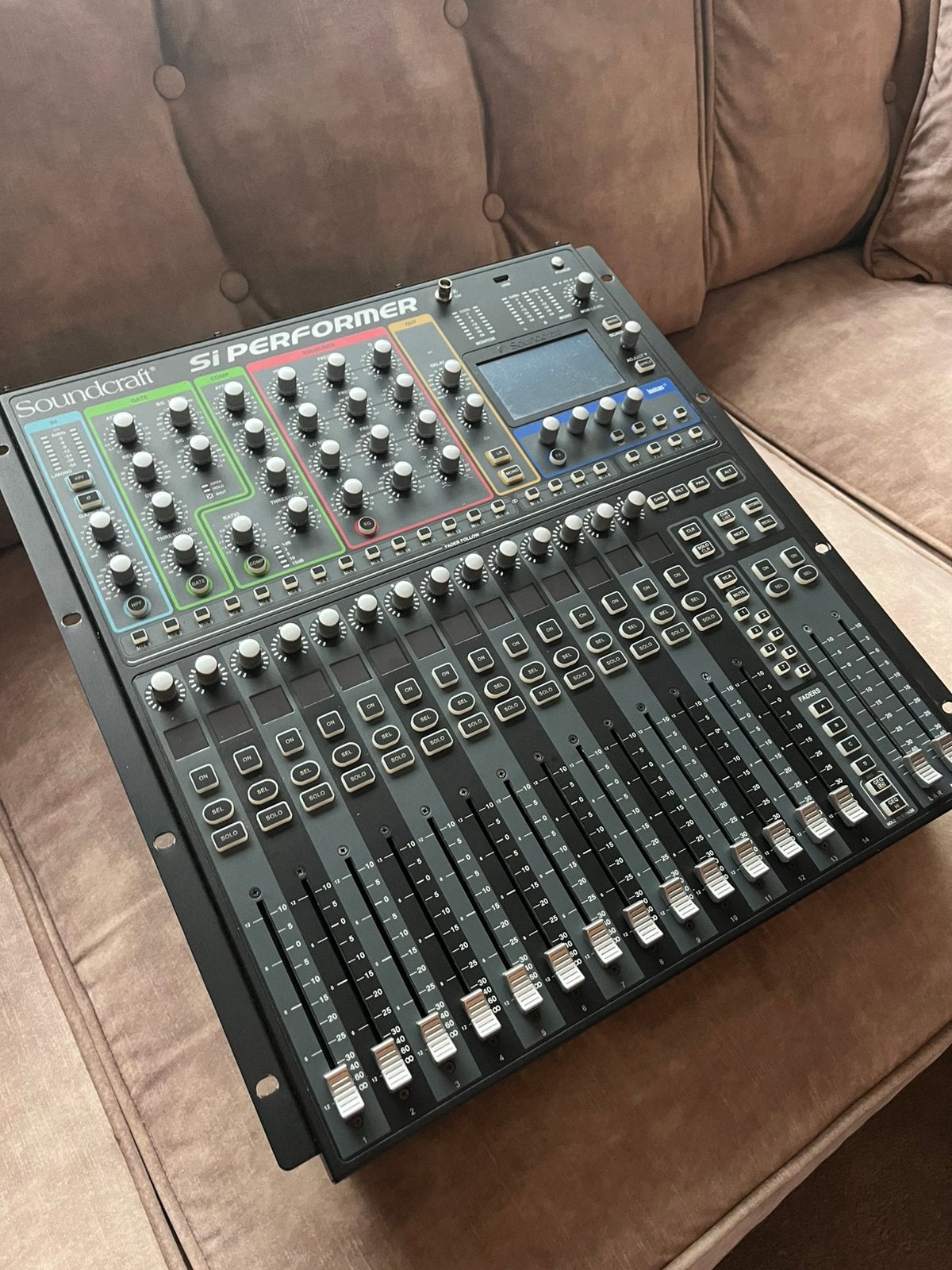 Soundcraft performer 1, Ophalen of Verzenden, Zo goed als nieuw, 20 kanalen of meer