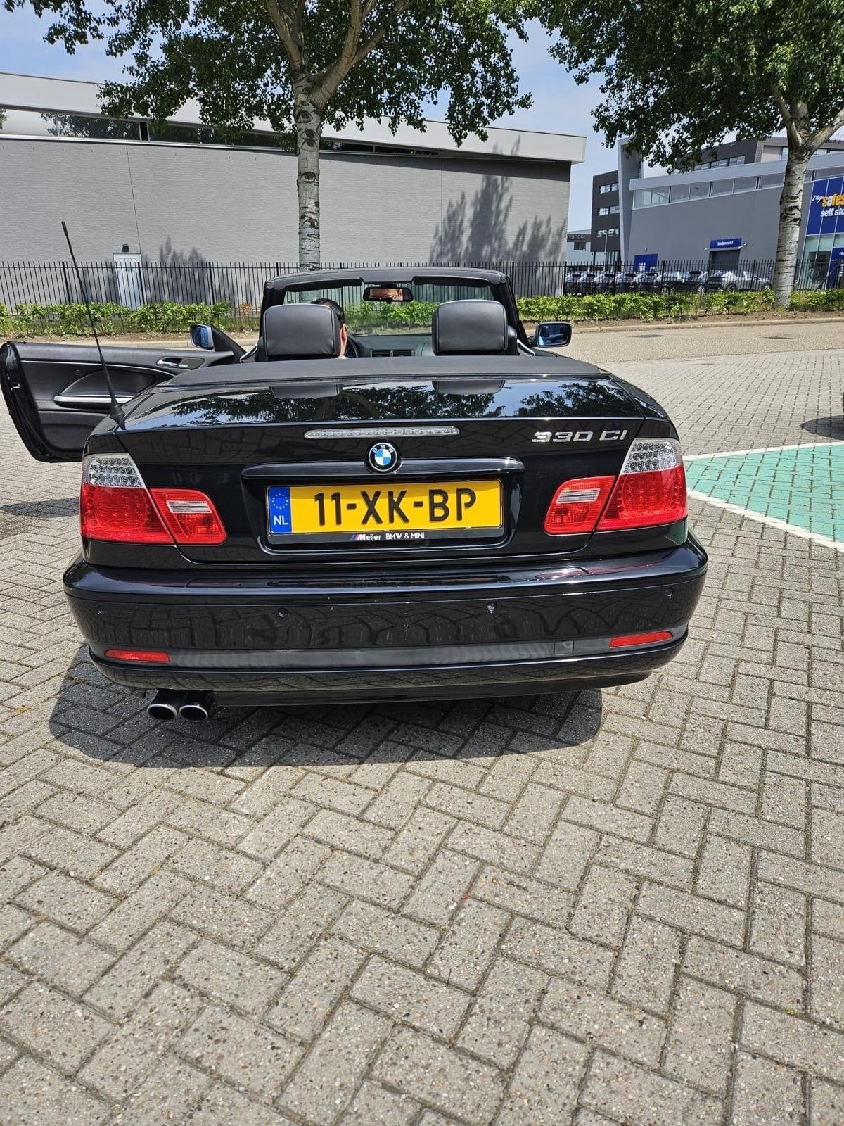 BMW 3-Serie 3.0 CI 330 Cabriolet AUT 2004 Zwart, Automaat, 1595 kg, Cabriolet, 4 stoelen