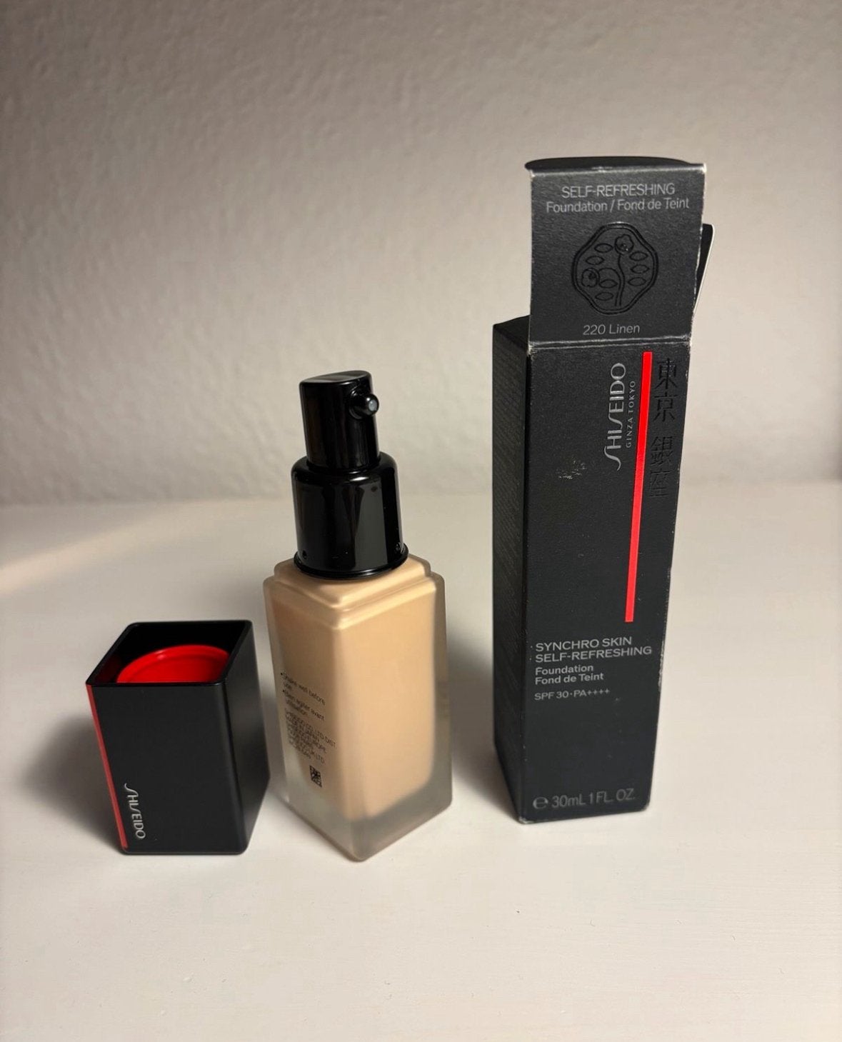 Shiseido Synchro Skin Self-Refreshing Foundation 220 Linen, Gehele gezicht, Beige, Ophalen of Verzenden, Zo goed als nieuw
