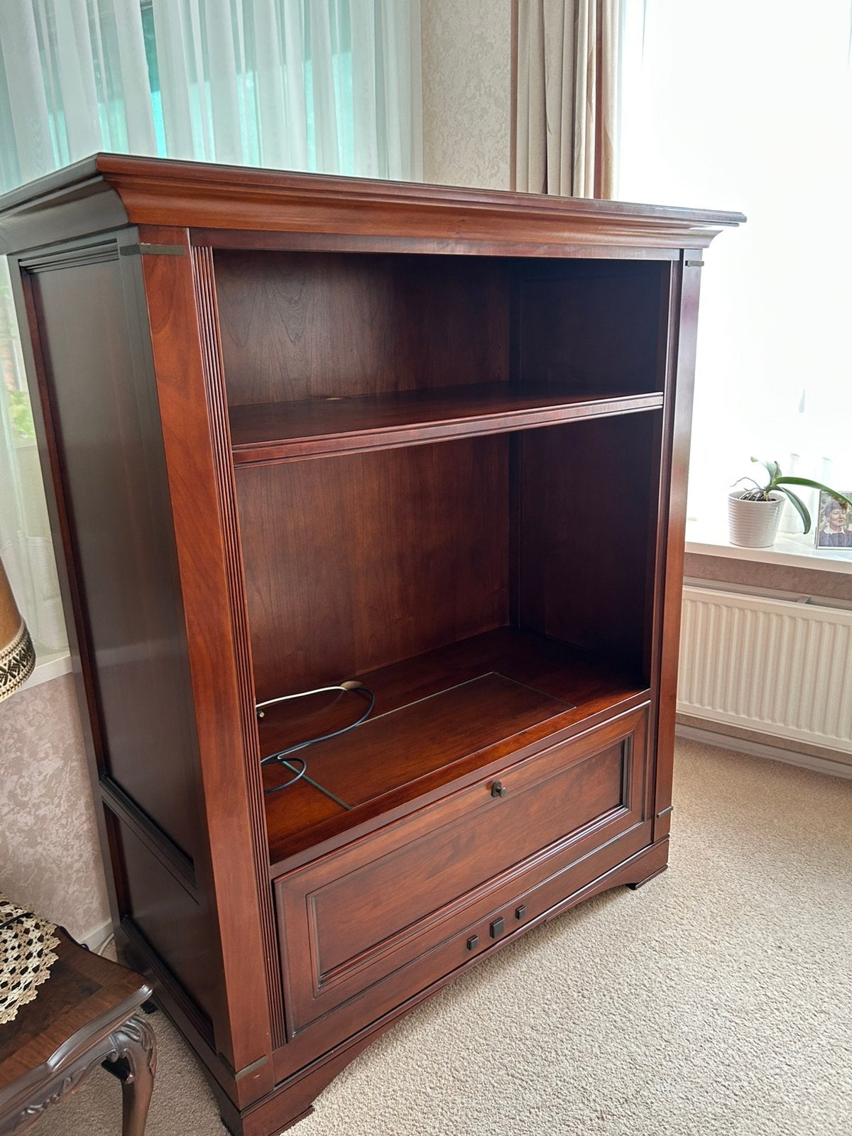 Tv kast/stereo en kast, Ophalen