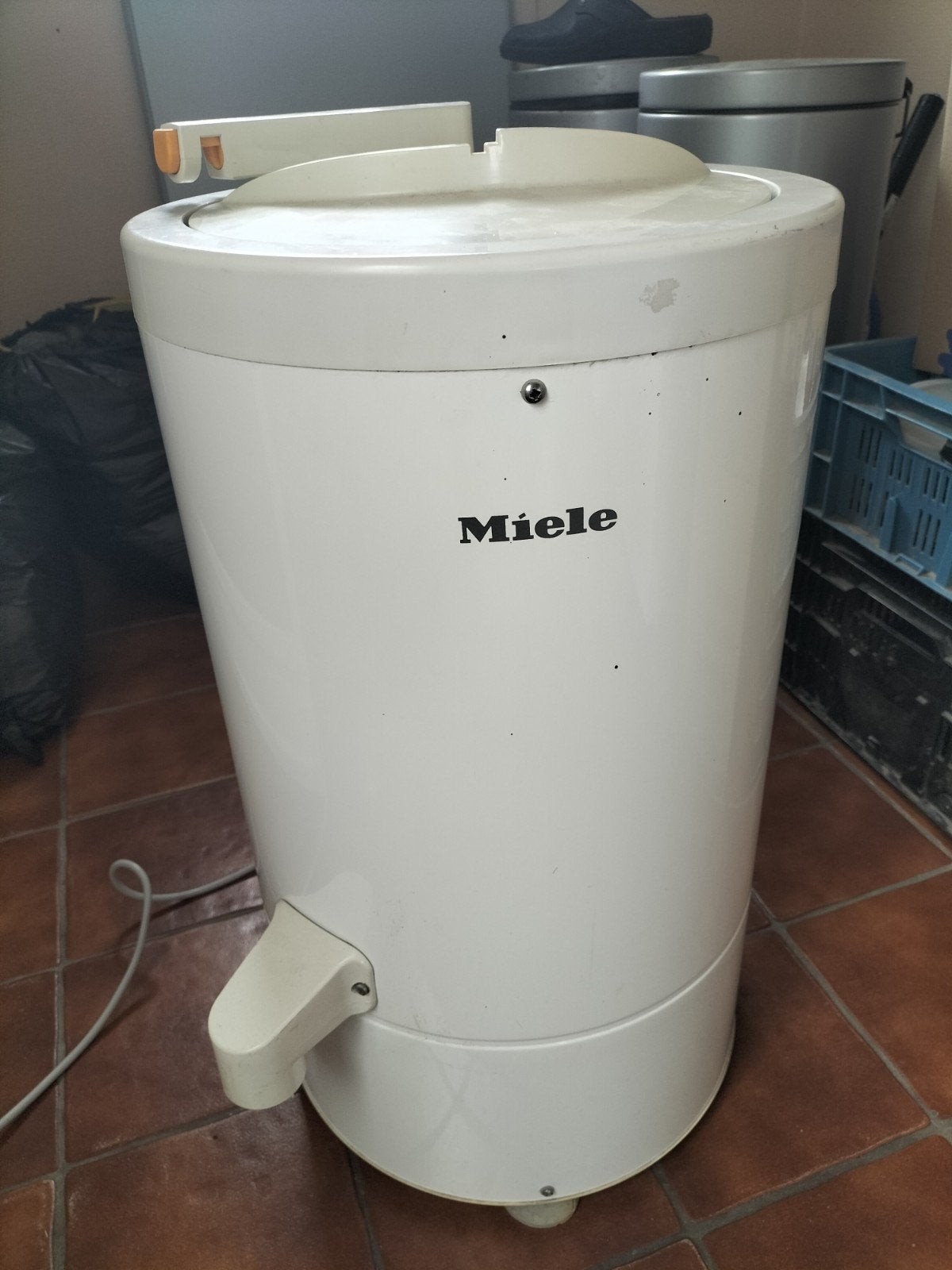 Gebruikte Miele Centrifuge - Wit, Witgoed en Apparatuur, Ophalen, Gebruikt, Overige typen