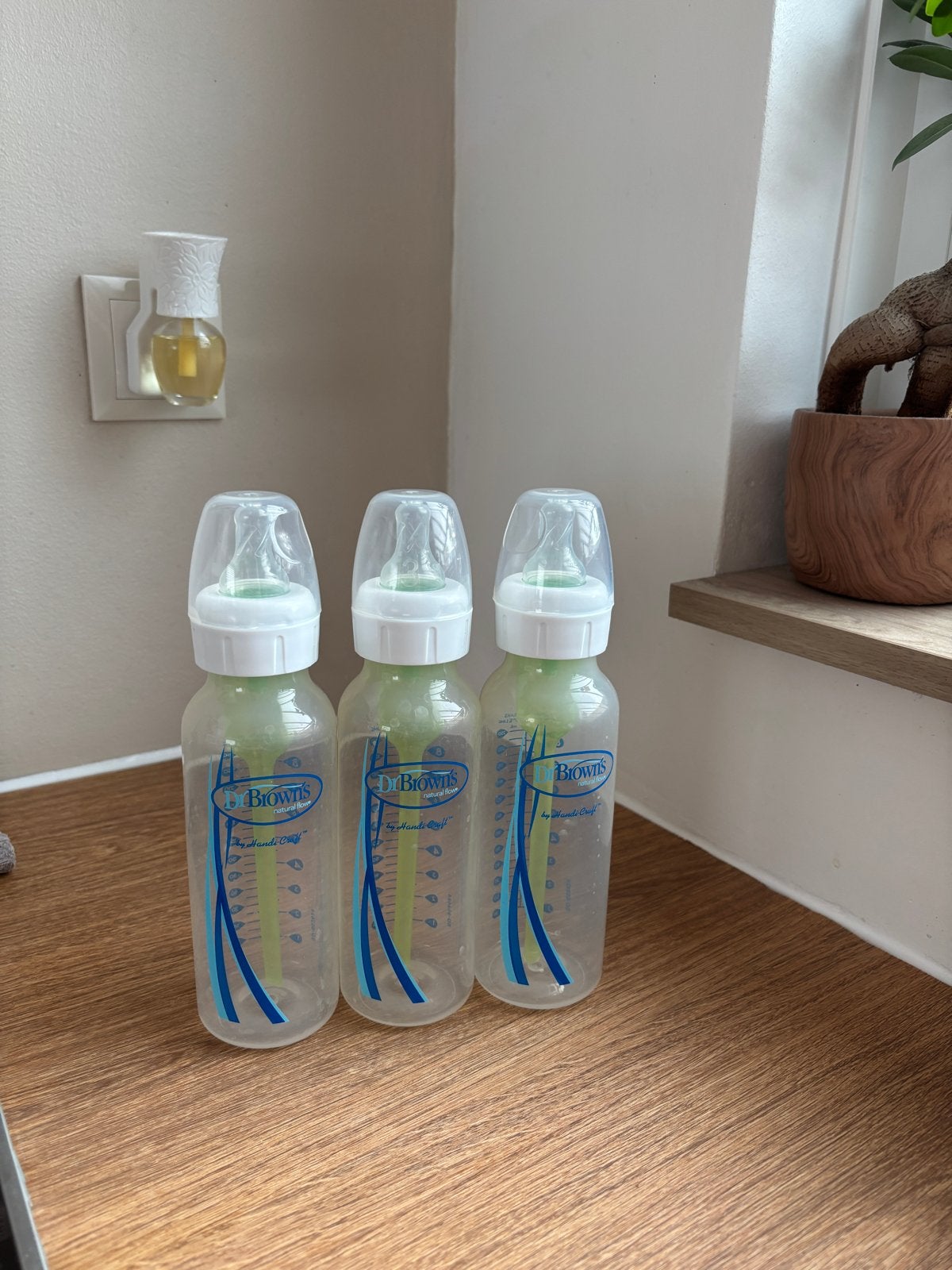 Dr. Brown's babyflessen met speen 3 (3 stuks), Gebruikt, Dr. Brown's, Ophalen of Verzenden, Inclusief flessen