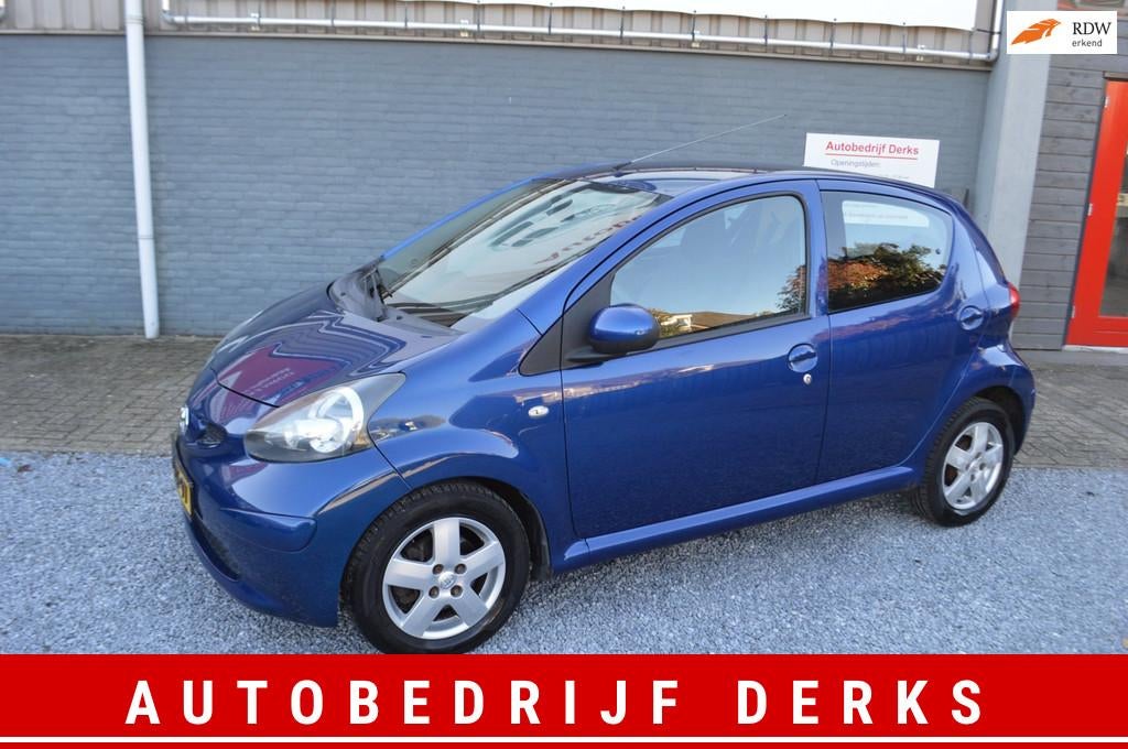 Toyota Aygo 1.0-12V + Airco 5Drs Stuurbekrachtiging Jaar Gar, Voorwielaandrijving, Stof, Gebruikt, 68 pk
