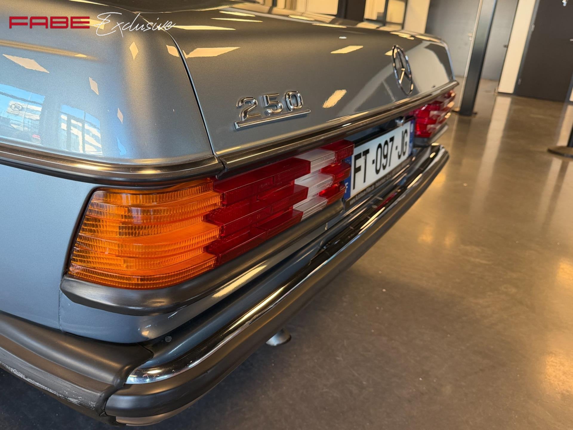Mercedes-Benz 200-280 (W123) 250 Automaat/1e Eigenaar/Automa, foto 5