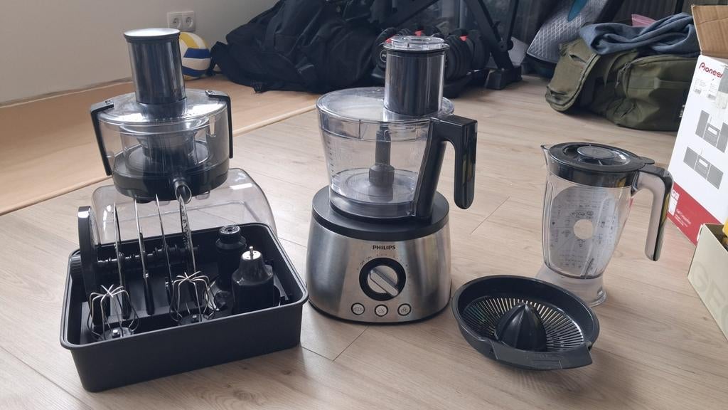 Philips Avance Collection Keukenmachine HR7778/00, Gebruikt, 3 snelheden of meer, Ophalen of Verzenden, 2 tot 3 liter