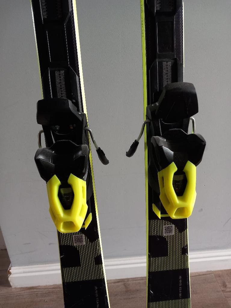 Ski's HEAD e.SLR - 200 euro - zo goed als nieuw, Ophalen, 160 tot 180 cm, Zo goed als nieuw, Skiën
