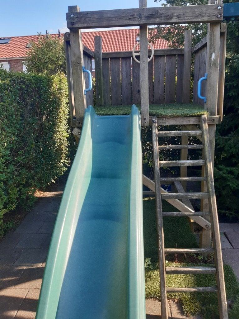 Houten klimtoren met glijbaan, Ophalen, Gebruikt, Glijbaan