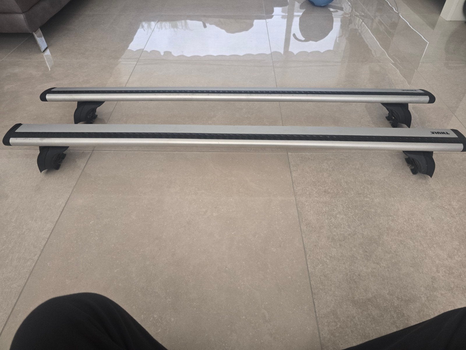 Thule WingBar dakdragers met voetenset 753 en kit 3065 bmw, Auto diversen, Dakdragers, Ophalen
