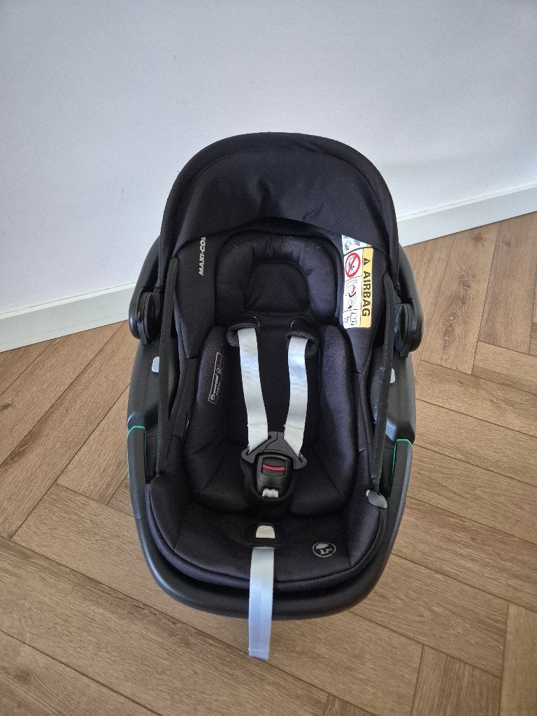 Maxi-Cosi coral 360 met onderstel familyfix 360, Ophalen, Zo goed als nieuw, Isofix, 0 t/m 13 kg
