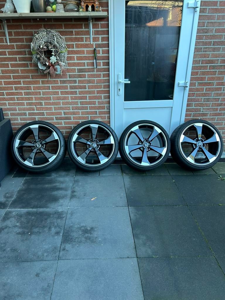 Audi A3 S3 Rs3 Rotor Sport Velgen  Breedset €1600, Velg(en), 235 mm, Zomerbanden, Ophalen