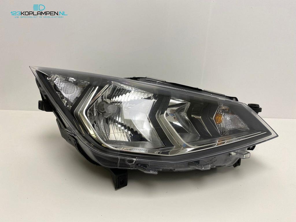 (VR) Seat Ibiza 6F / Arona H7 koplamp rechts