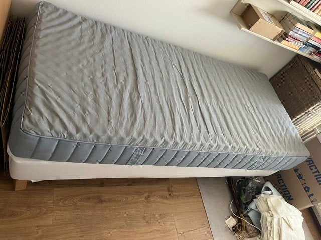 IKEA bed LYNGÖR Boxspring, Vågstranda, 90x200 cm, Ophalen, Gebruikt, 90 cm, Eenpersoons