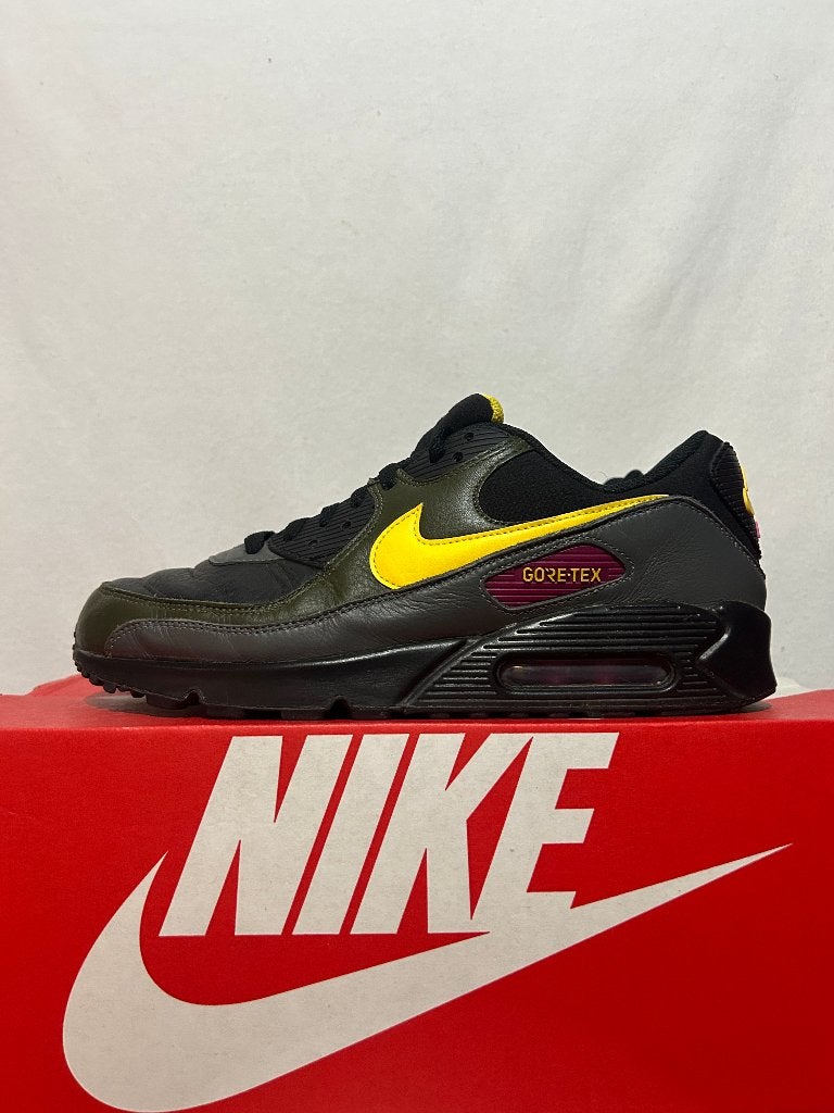 ALS NIEUW! Maat 44,5 - Nike Air Max 90 Gore-Tex Black Khaki, Verzenden, Zwart, Nike, Nike