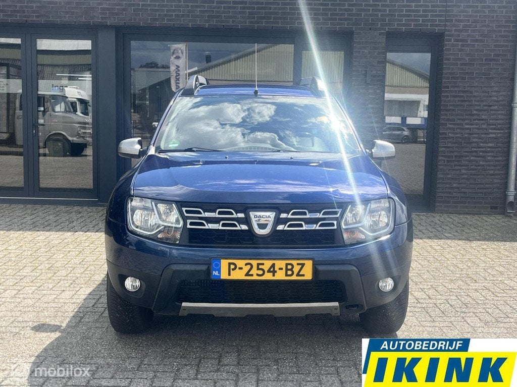 Dacia Duster 1.2 TCe 4x2 Lauréate, Auto's, Dacia, Voorwielaandrijving, Gebruikt, Duster, 1176 kg