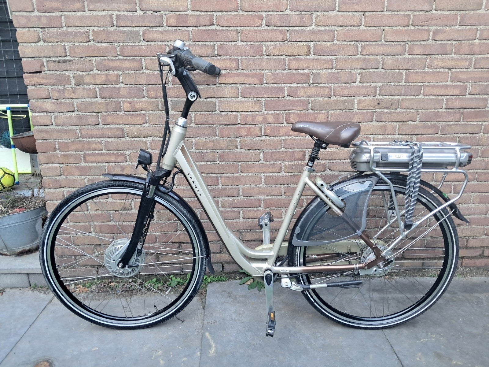 Sparta Emotion E-bike framemaat 48cm wielmaat 28inch, Ophalen, Sparta, Zo goed als nieuw, 47 tot 51 cm