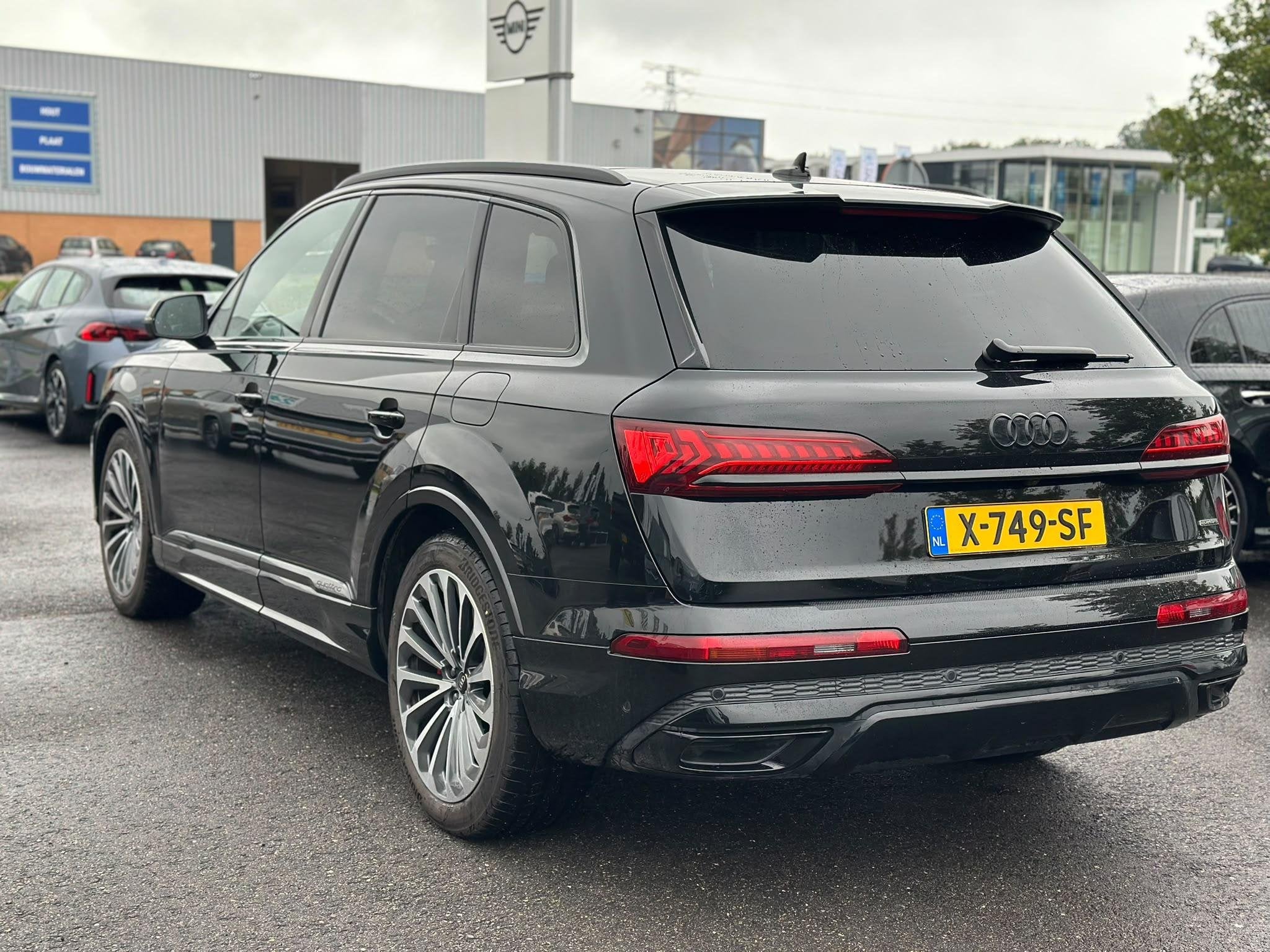 Audi Q7 55 TFSI e quattro Pro Line S | Trekhaak | Luchtverin, Auto's, Automaat, 14 kWh, Gebruikt, 2995 cc