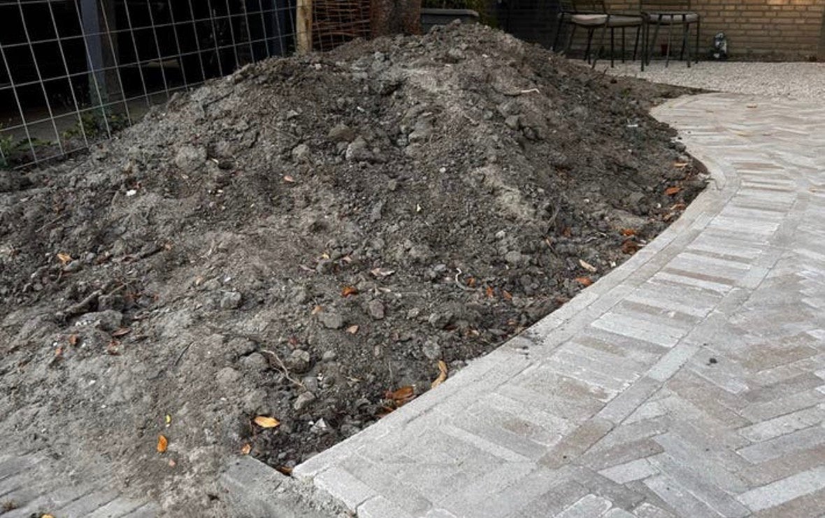 Tuinaarde - grond Gratis  ophalen +/- 3 m3, Tuin en Terras, Zand, Ophalen, Zo goed als nieuw, Overige typen