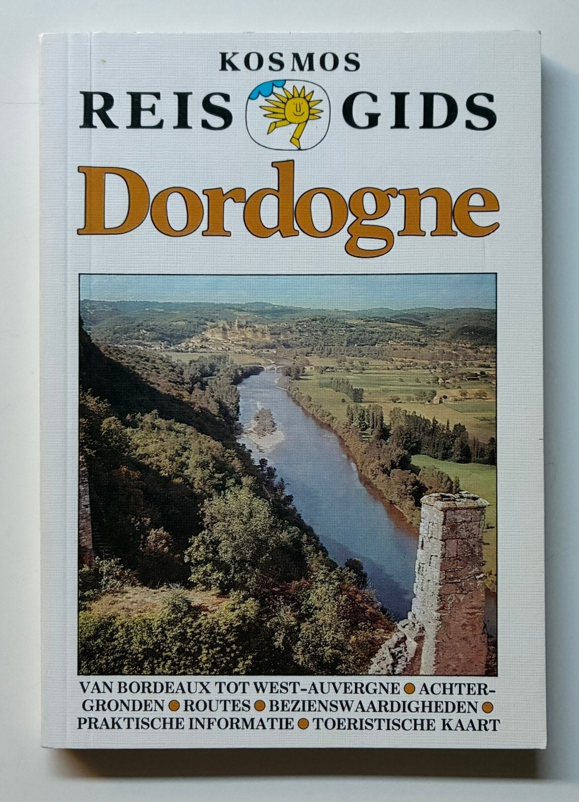 Kosmos reisgids Dordogne, Ophalen of Verzenden, Zo goed als nieuw, Europa, Reisgids of -boek