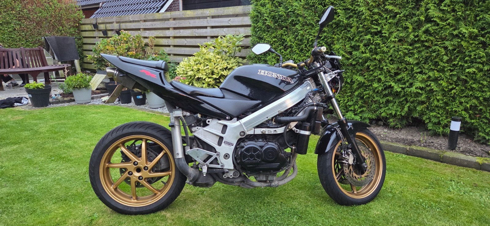 Honda VFR 750 Naked - Betrouwbaar en Robuust, 4 cilinders, Gebruikt, Particulier, Naked bike