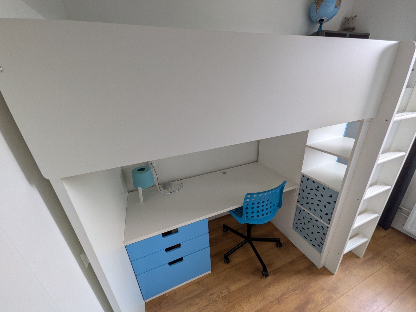 Ikea SMÅSTAD

/ STUVA hoogslaper blauw-wit, Ophalen, Gebruikt, 90 cm, Eenpersoons