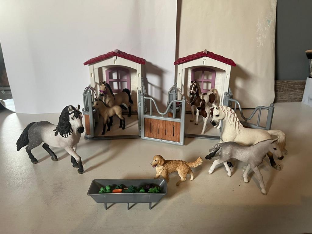 Grote Schleich collectie: paarden, stallen en accessoires, Kinderen en Baby's, Speelgoed | Overig, Gebruikt, Jongen of Meisje