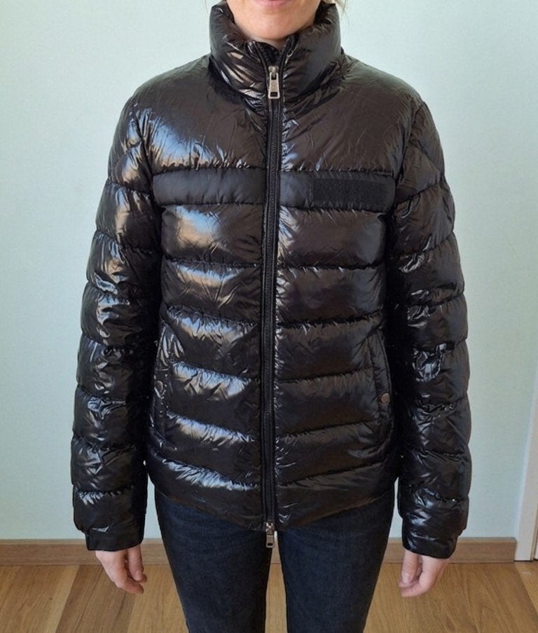 leuk zwart unisex winterjas van Moncler  maat S, Zwart, Moncler, Ophalen of Verzenden, Maat 36 (S)