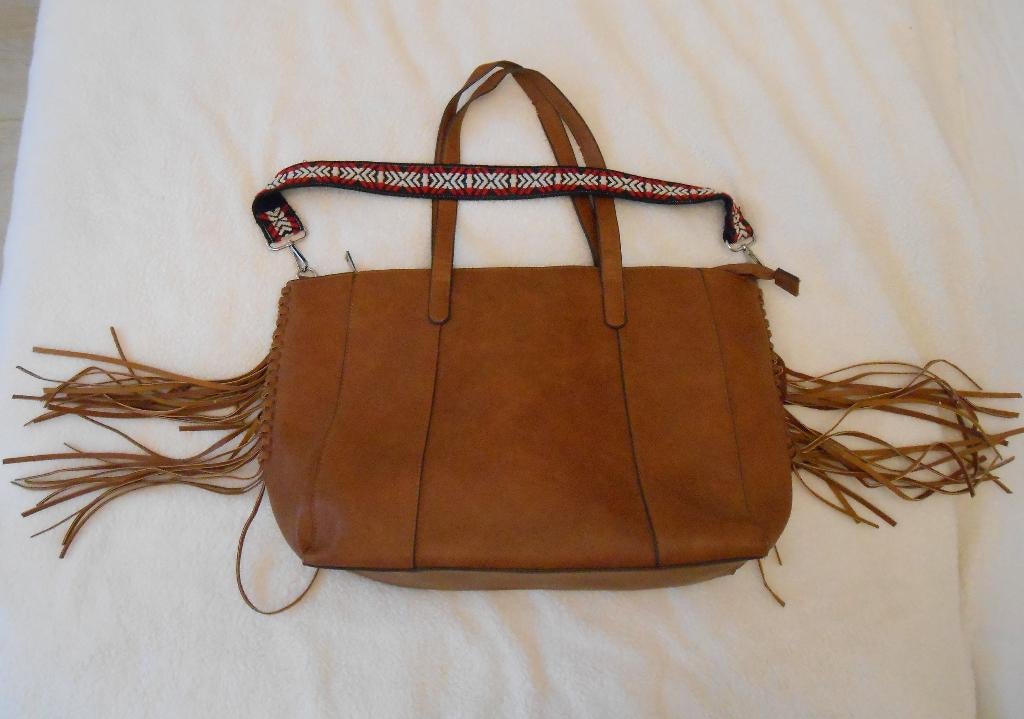 Stradivarius schoudertas cognac, Ophalen of Verzenden, Zo goed als nieuw, Bruin, Schoudertasje