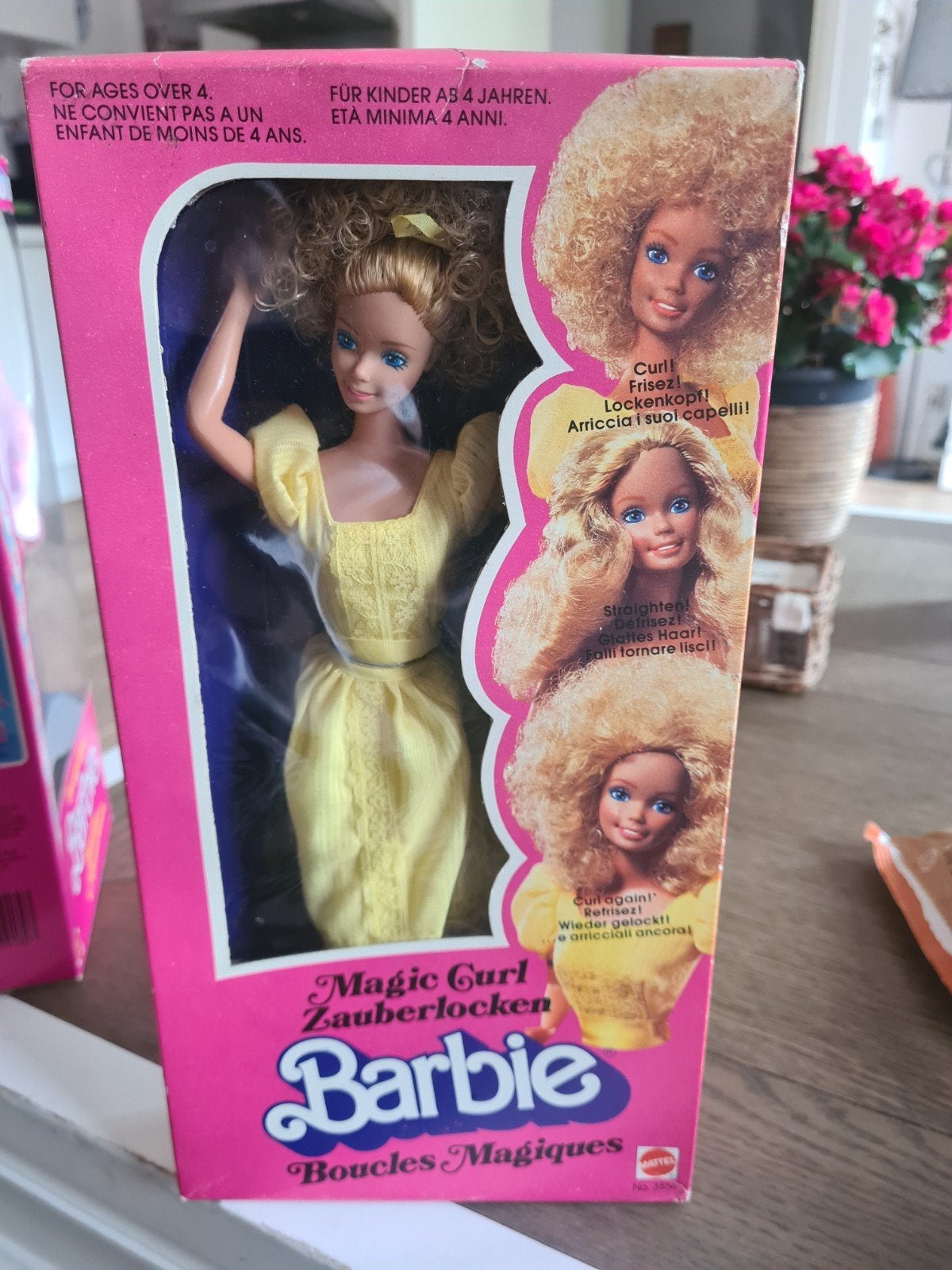 Vintage Magic Curl Barbie - Nieuw in doos, Kinderen en Baby's, Speelgoed | Poppen, Nieuw, Barbie, Ophalen of Verzenden