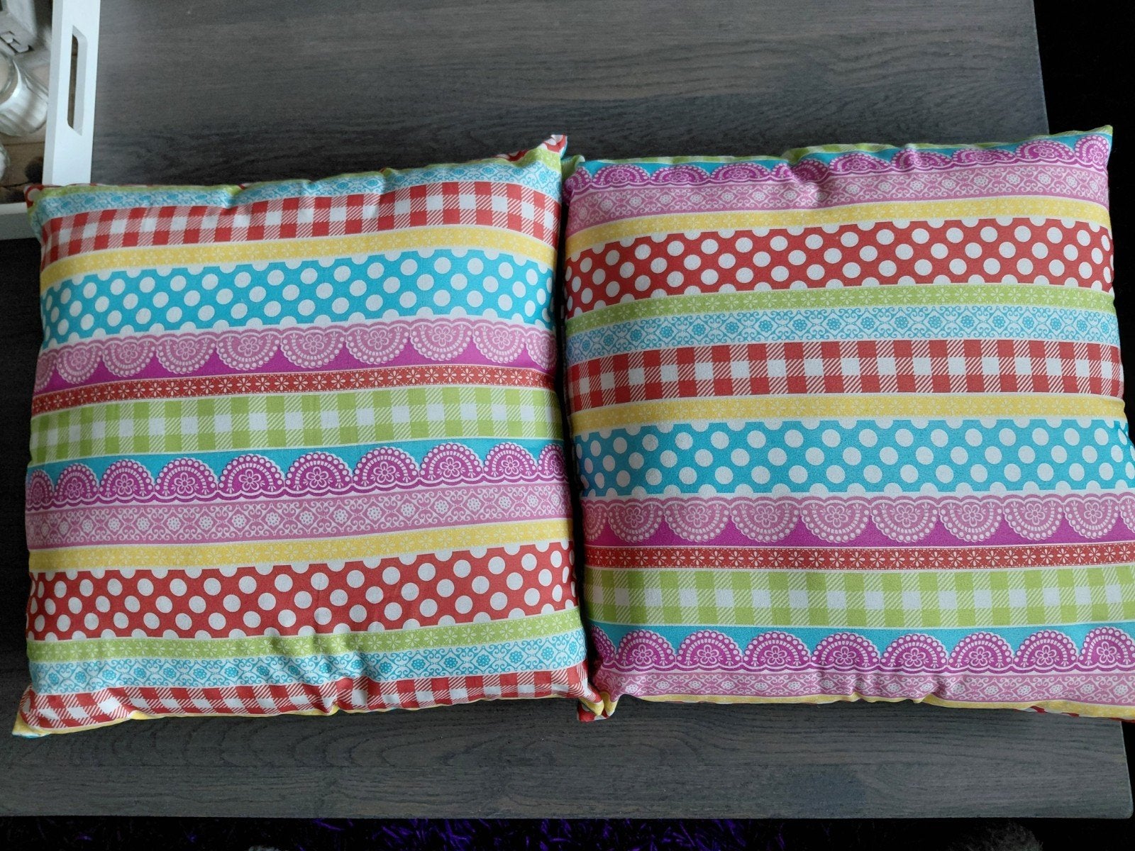 Zachte sierkussentjes voor b.v. kinderkamer, Huis en Inrichting, Woonaccessoires | Kussens, Ophalen, Zo goed als nieuw, Vierkant