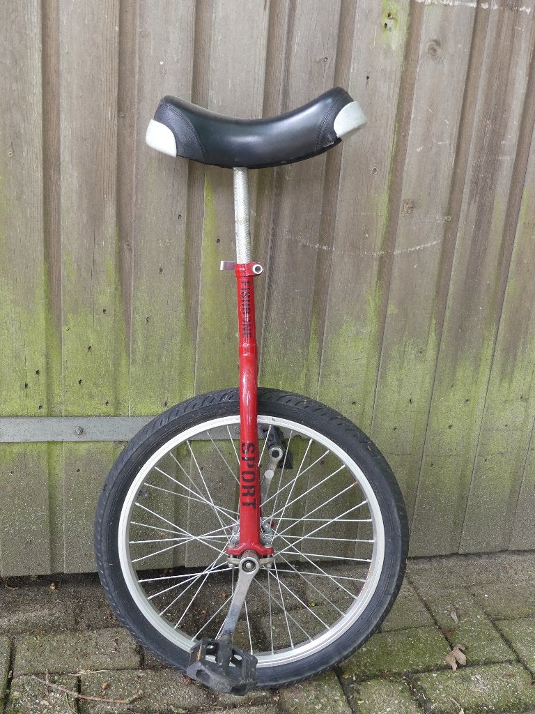 Eénwieler fiets, Fishbone Sport, Ophalen, Zo goed als nieuw, Terugtraprem