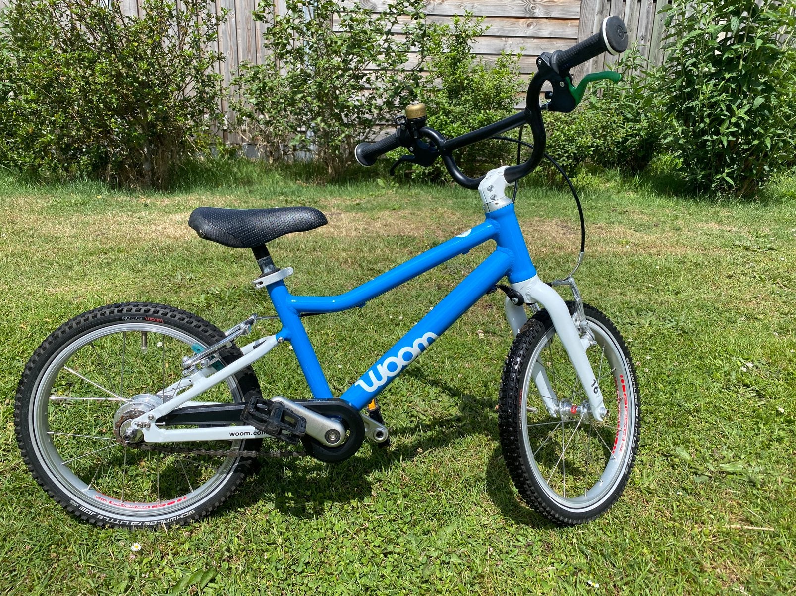 Keurige Woom 3 Go automagic kinderfiets 16 inch, versnelling, Fietsen en Brommers, Fietsen | Kinderfietsjes, Zo goed als nieuw
