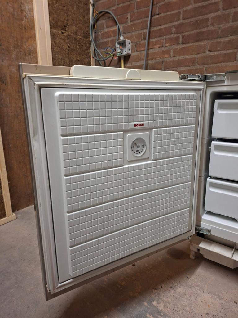 Bosch vriezer, Witgoed en Apparatuur, Vriezers en Diepvrieskisten, Ophalen of Verzenden, Gebruikt, 60 tot 90 cm
