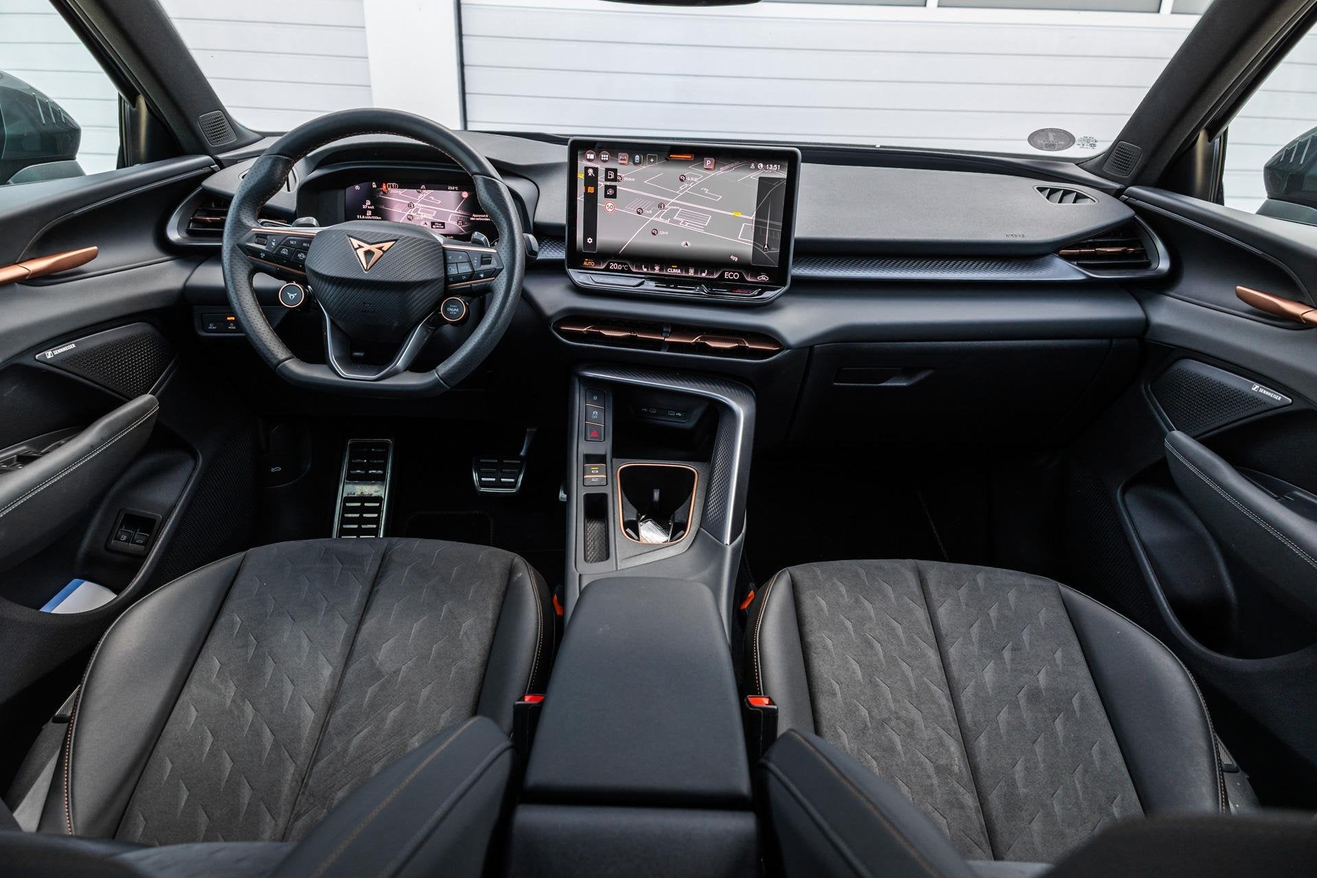 CUPRA Terramar 1.5 TSI e-Hybrid 204pk Business | Trekhaak |, Auto's, 12 maanden, 1798 kg, 4 cilinders, 150 min