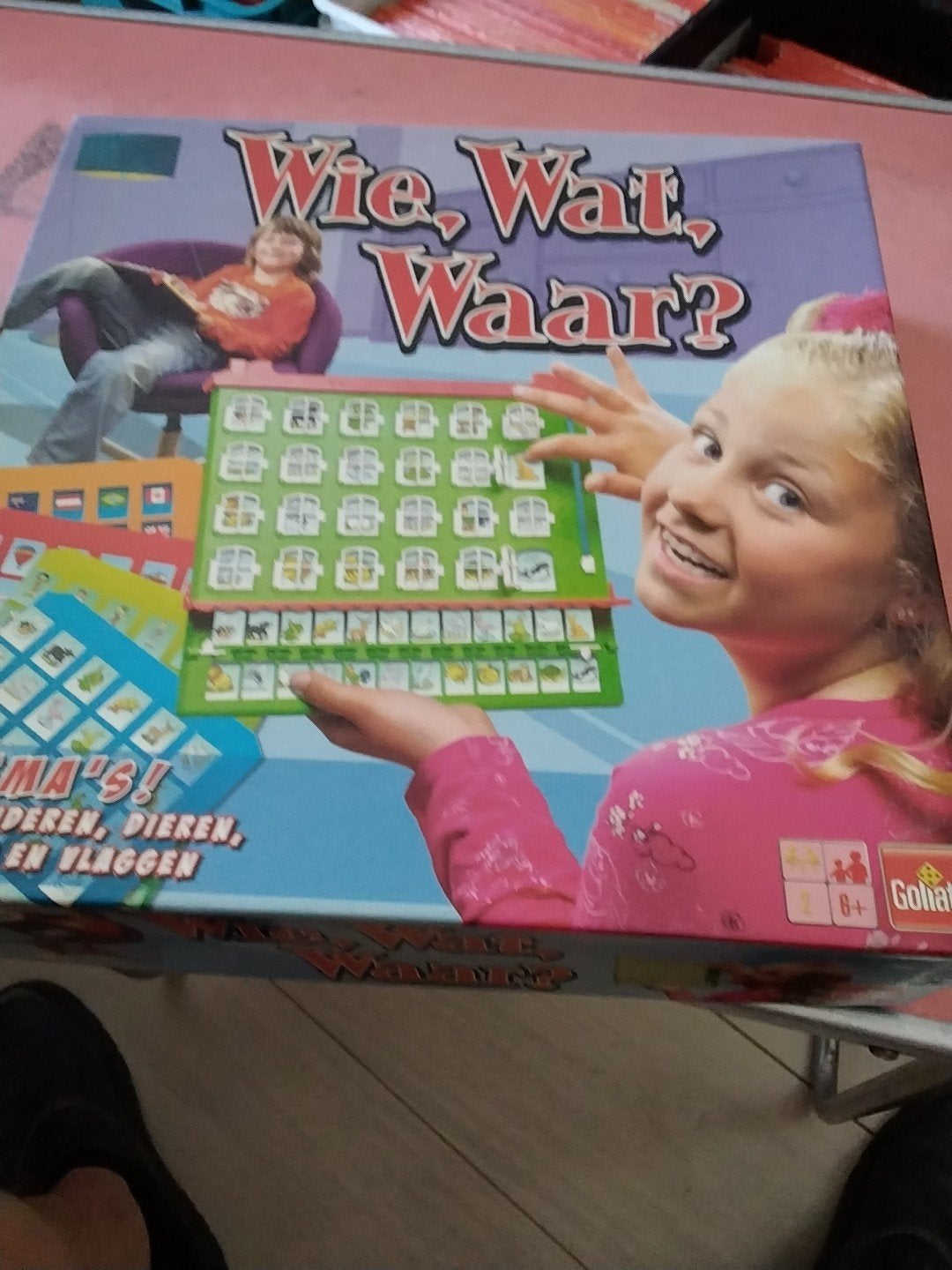wie wat waar compleet € 5, Hobby en Vrije tijd, Gezelschapsspellen | Bordspellen, Een of twee spelers, Ophalen of Verzenden, Gebruikt