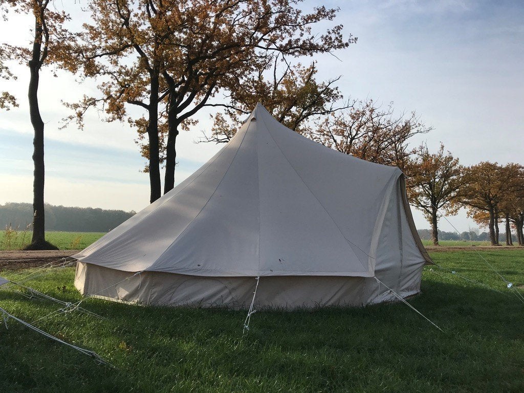 Lowlands 2026 - Belltent groepscamping 6 personen, Drie personen of meer